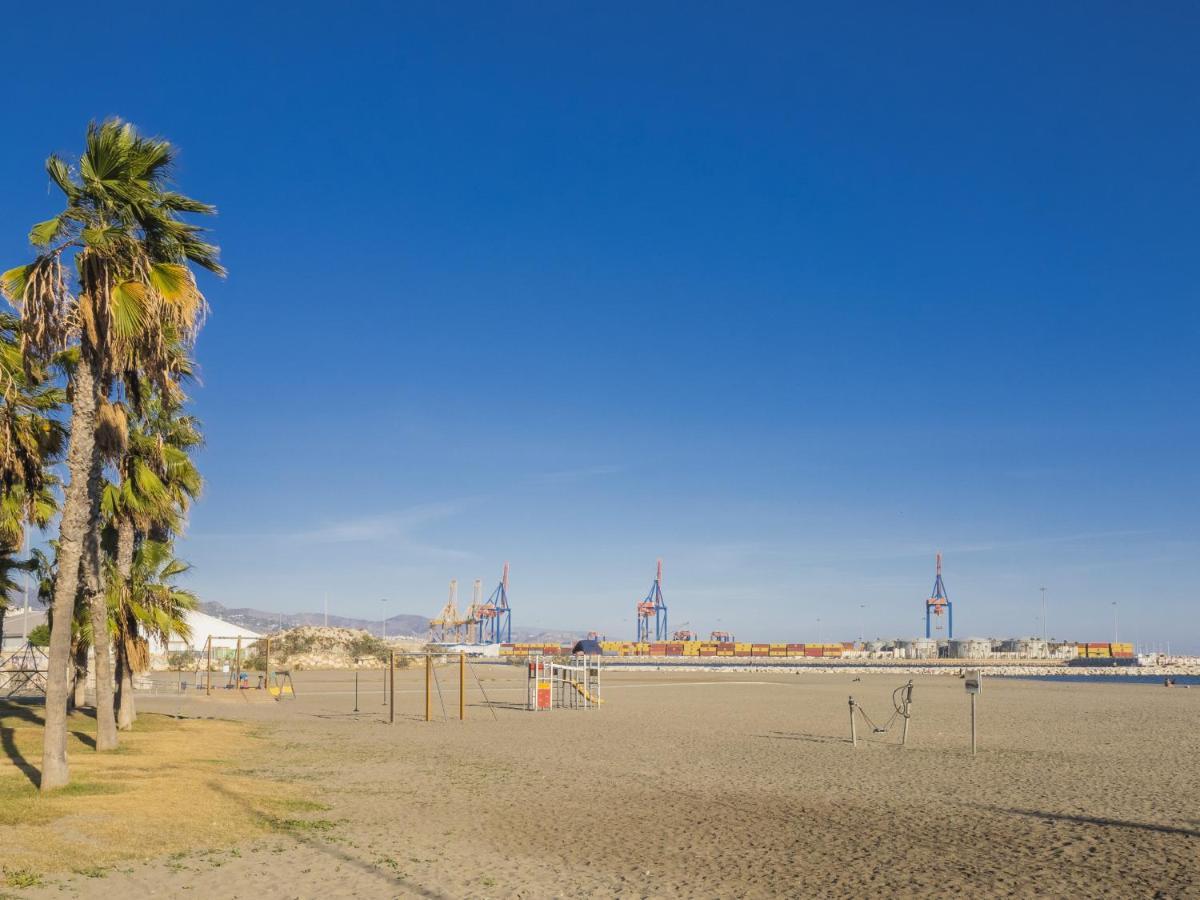 Cubo's Seaview Port & Free Parking Apartament