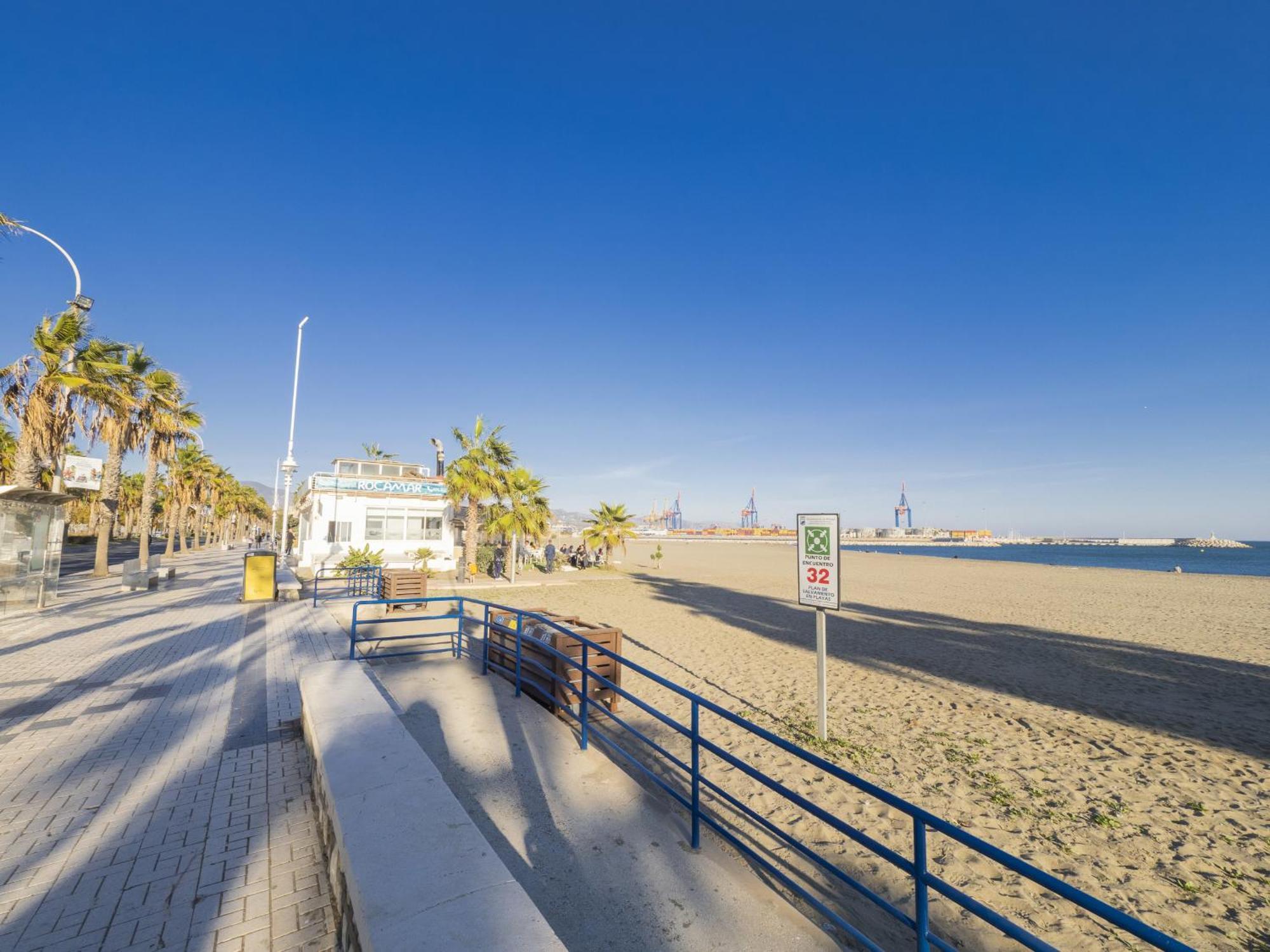 Cubo's Seaview Port & Free Parking Apartament